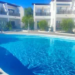 Apartament Arcos 305 *